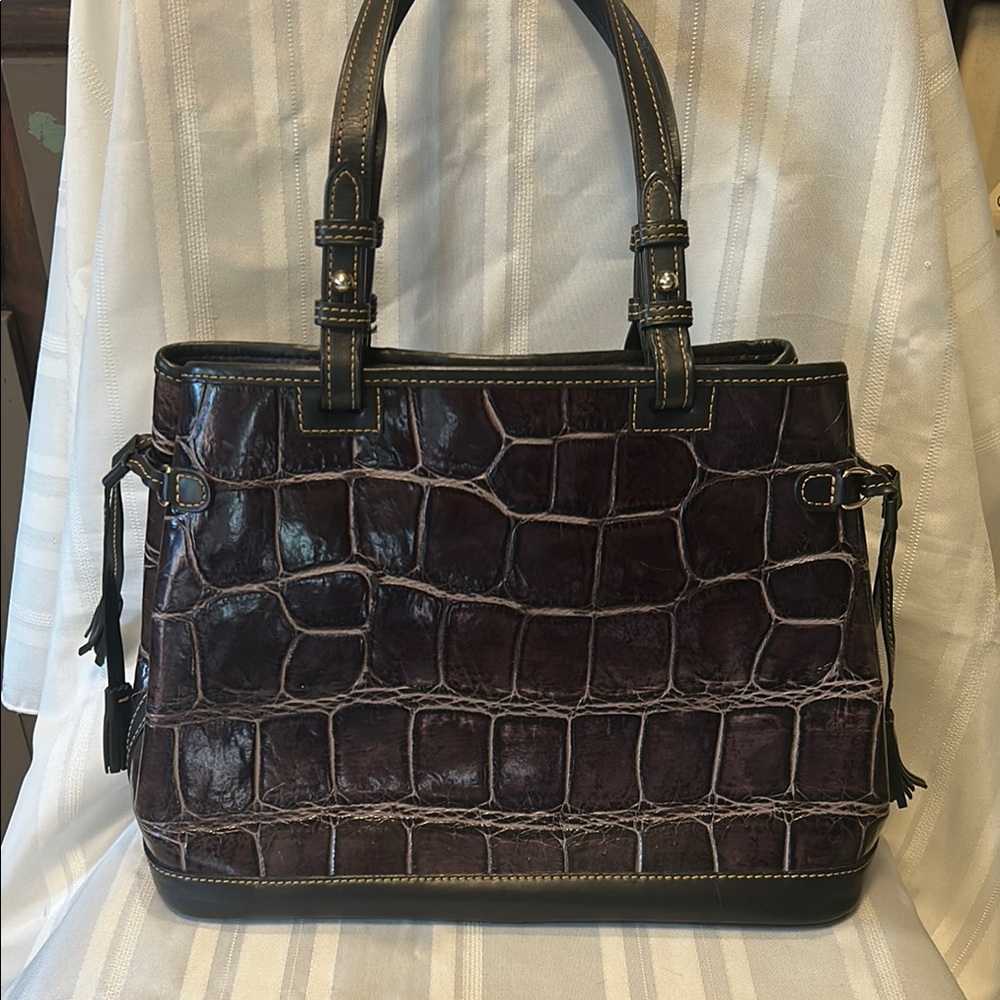 ‼️LAST CHANCE‼️ 🎈Back to consignment shop 9/30/25🎈D&B Croc Eggplant Bag w/Pouch - Picture 5 of 15
